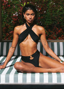 Liliana Bottom - Mystic